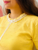 بلوز بافت مجلسی و وارداتی زنانه مدل ترگل (یقه گیپور پاپیونی) | کالکشن پاییزه